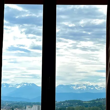 Reflets De Montagnes 尚贝里